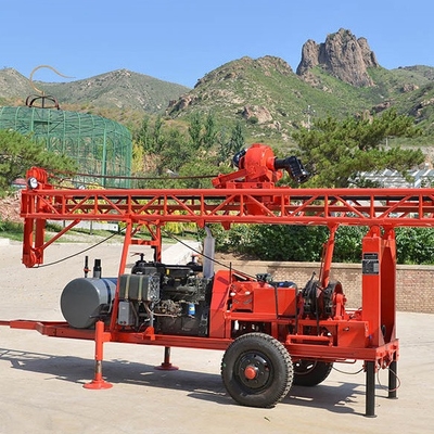 Profondità di Rig Trailer Mounted 250m del trapano del pozzo d'acqua del pozzo trivellato per i pozzi profondi