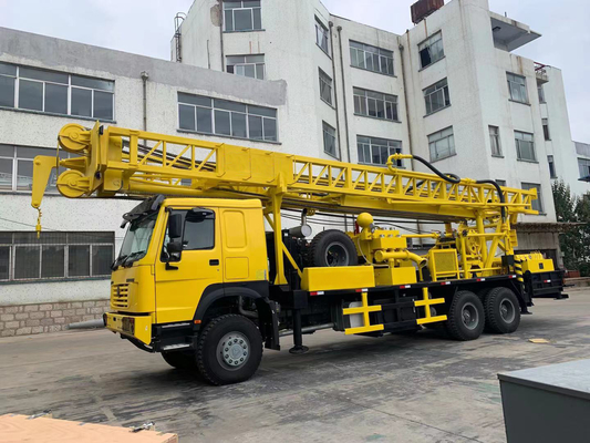 Il camion ha montato il fango della tavola rotante 300m degli impianti di perforazione della trivellazione dell'acqua di Dth