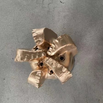 8-1/2 &quot;IADC M323 pozzo di petrolio PDC perla con corpo di matrice per la roccia dura