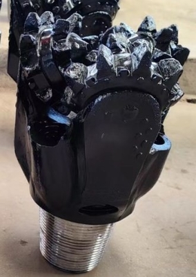 Pezzo da roccia triconico del dente d'acciaio Iadc217 per il calcare molle del carburo di estrazione mineraria