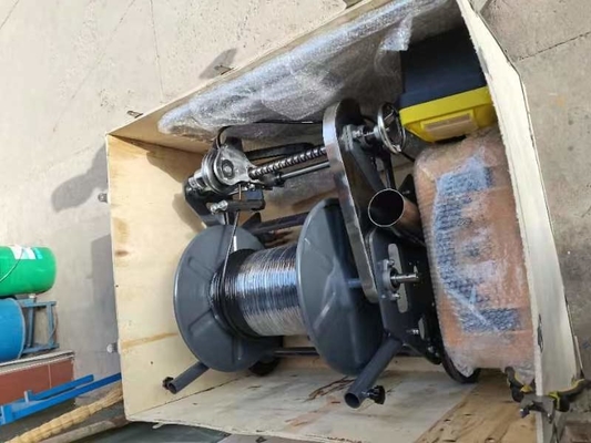 Fotocamera per buco con lunghezza di cavo di 200 m e controllo touch screen per l'industria edile