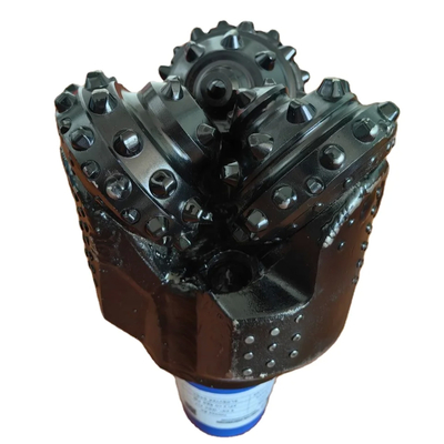 30 M di profondità massima del foro Rig di trivellazione integrata con cabina e tubo di trivellazione da 114 mm