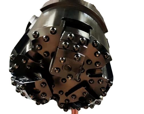 Piattaforma di perforazione a corsa scorrevole da 1200 mm per esplorazione profonda, profondità massima di perforazione 1400 m e prestazioni